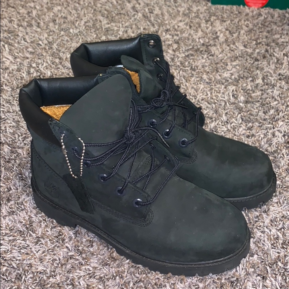 Black Timbs